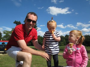 Daddy med sine piger