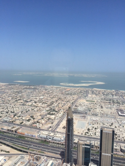 Den kunstige ø-gruppe "The World", hvor ganske få øer er bebyggede. Ingen bor der.