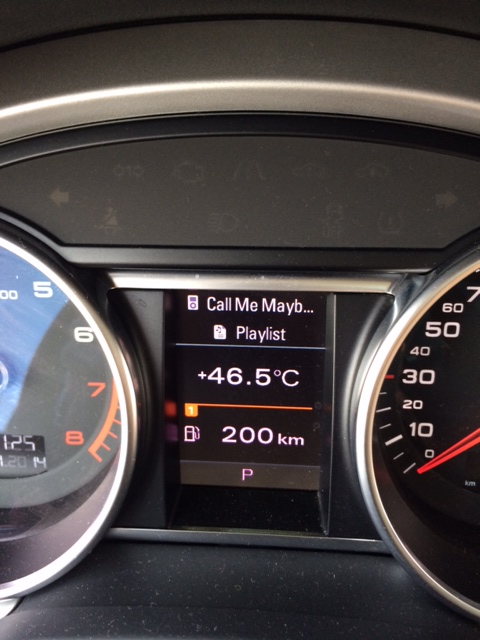 Det føles som at sidde indeni en føntørrer - selv når bilens A/C gør sig allermest umage